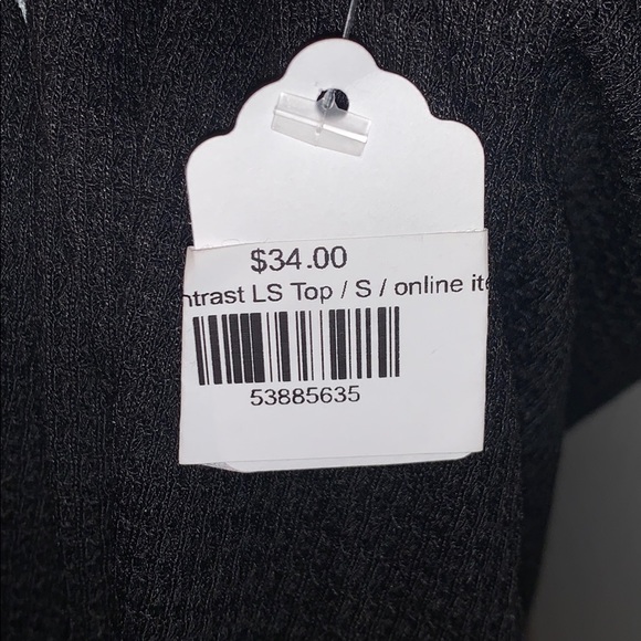 Main Strip Plaid Contrast Top - Picture 3 of 6